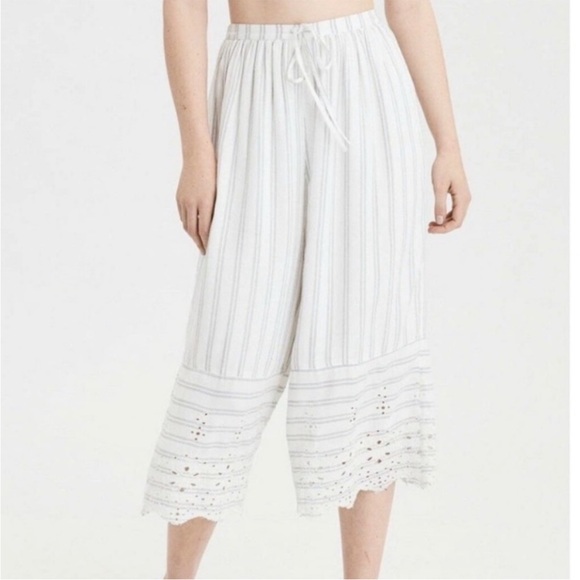 AE Outfitters Striped Wide Leg Eyelet Cropped Pants - Picture 1 of 9